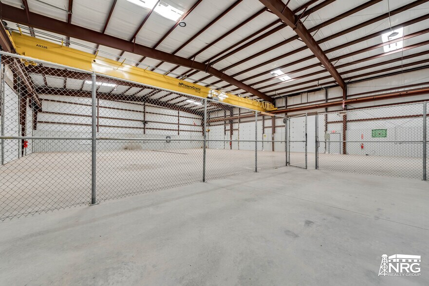 More Photos Of 9215 W County Road 127, Midland Warehouse For Lease