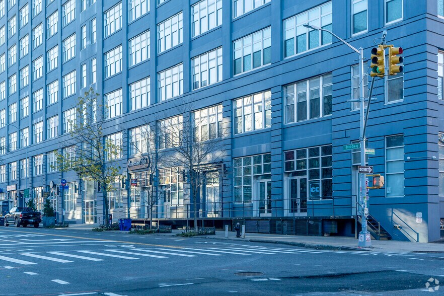 More Photos Of 60 Broadway, Brooklyn Apartments For Lease