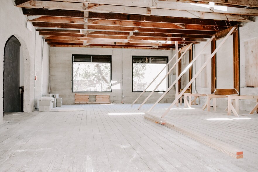 Ocean Ave & NW Mission St, Carmel By The Sea, CA 93921 Retail For