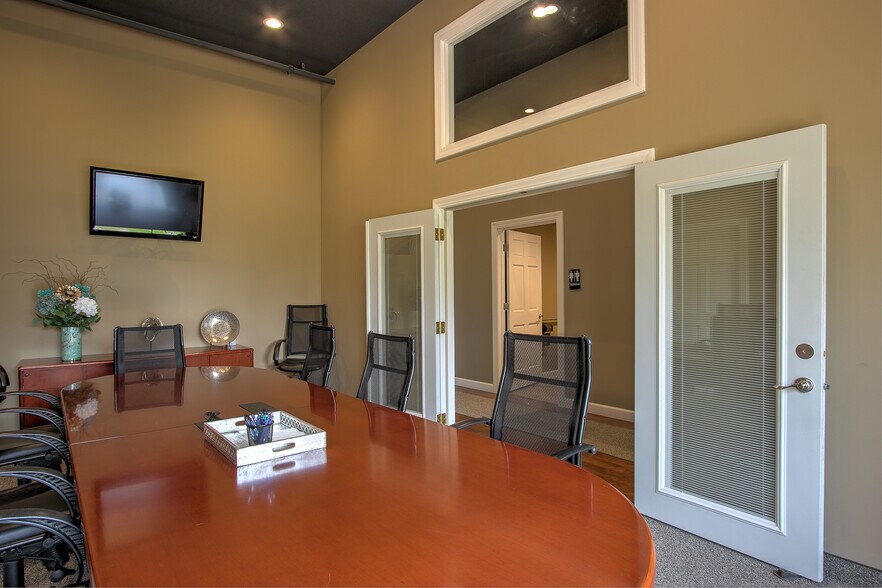 More Photos Of 404-536 Whiskey Rd NW, Isanti Storefront Retail Office For Sale