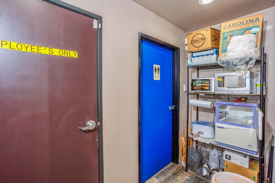 More Photos Of 10-12 NE Shaver St, Portland Apartments For Sale