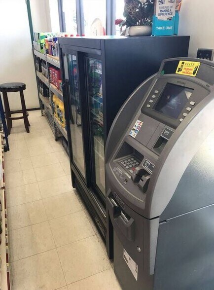 More Photos Of 302 N Main St, Fuquay Varina Convenience Store For Sale