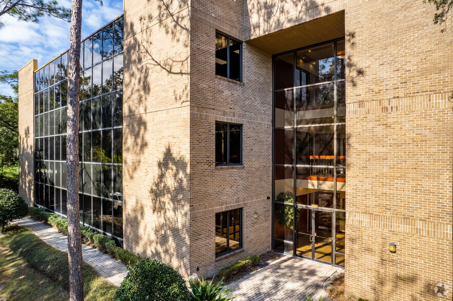 More Photos Of 234 N Westmonte Dr, Altamonte Springs Office For Lease