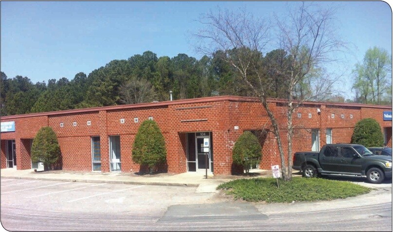 More Photos Of 861 Old Knight Rd, Knightdale Flex For Lease