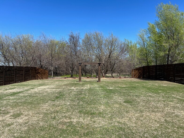 More Photos Of 17432 NE North Dr, Fletcher Religious Facility For Sale