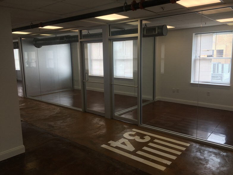 More Photos Of 157 E Main St, Rock Hill Loft Creative Space For Lease