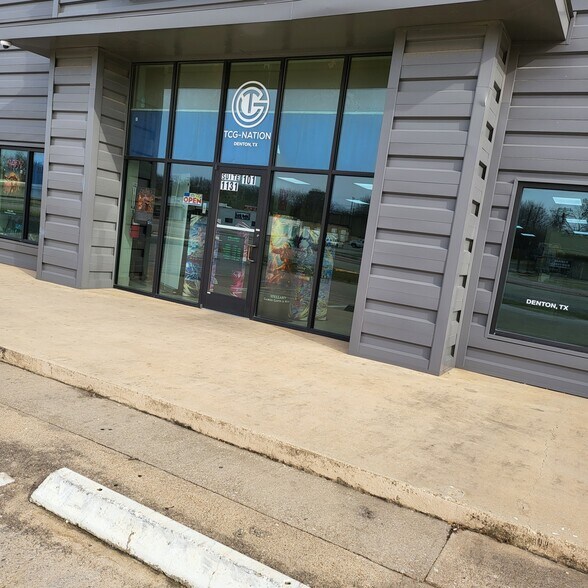More Photos Of 1131 Fort Worth Dr, Denton Storefront Retail Office For Sale