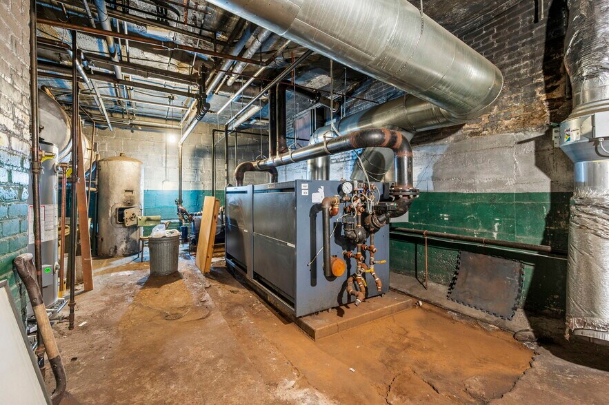 More Photos Of , Minneapolis Multifamily For Sale