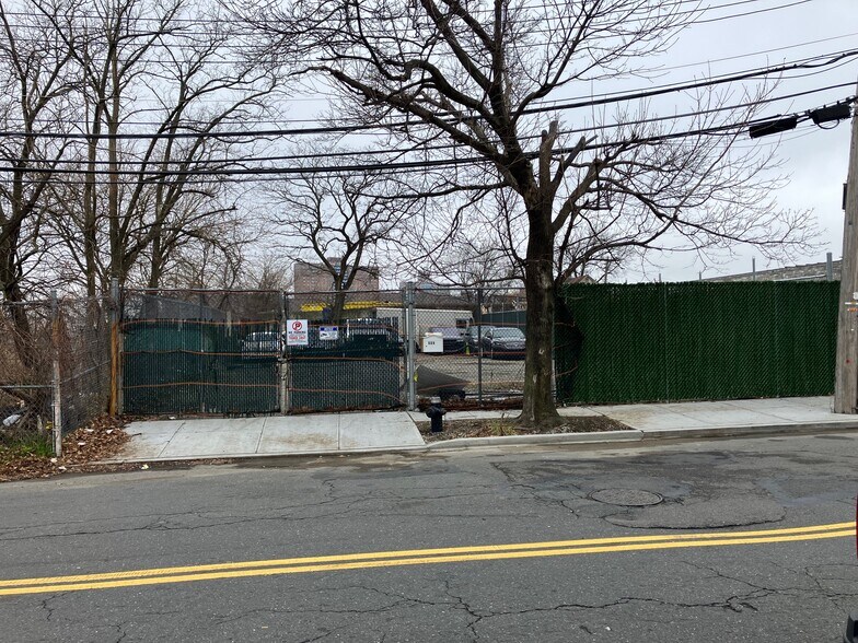 Primary Photo Of 509 Brush Ave, Bronx Land For Lease