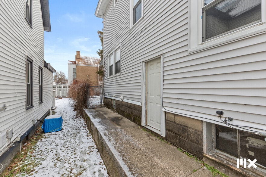 More Photos Of , Grand Rapids Multifamily For Sale