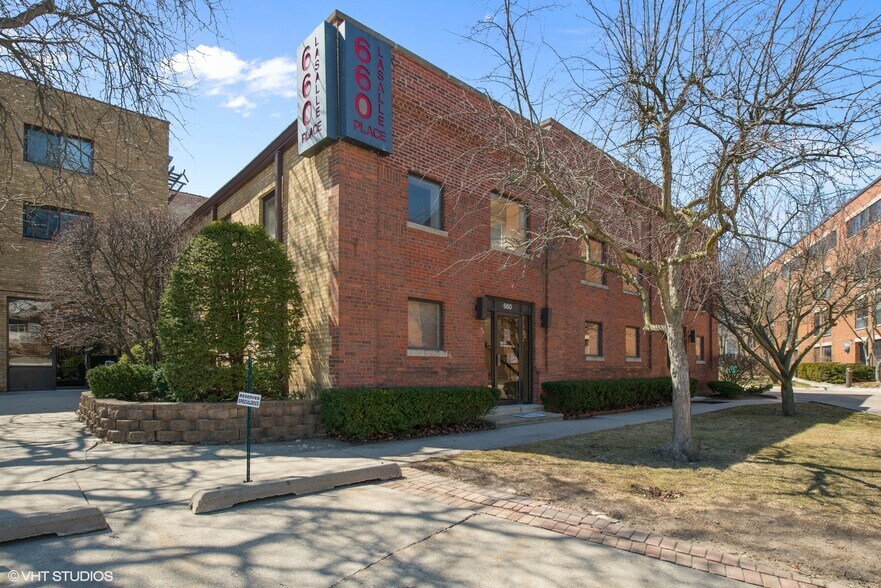 More Photos Of 660 LaSalle Pl, Highland Park Loft Creative Space For Sale