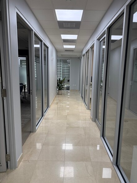 More Photos Of 7950 NW 53rd St, Doral Medical For Sale