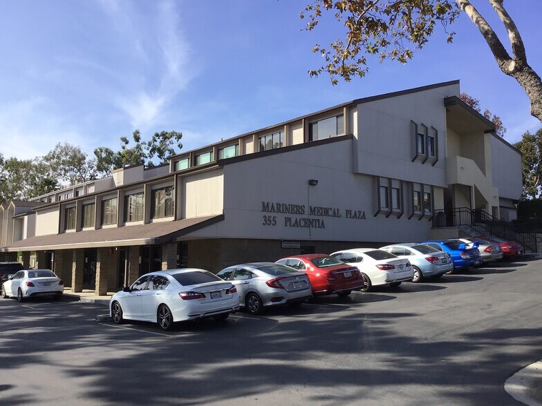 More Photos Of 355 Placentia Ave, Newport Beach Medical For Sale