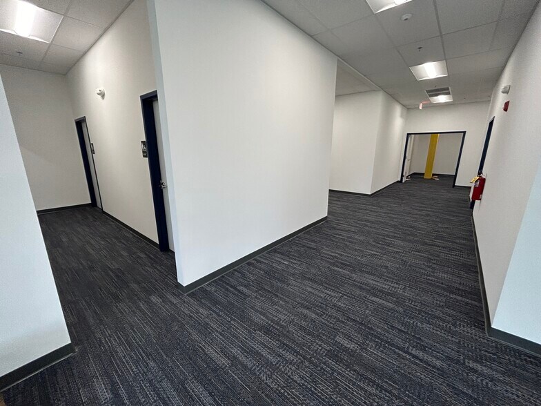 More Photos Of 1369 Lamberton Rd, Hamilton Township Industrial For Lease