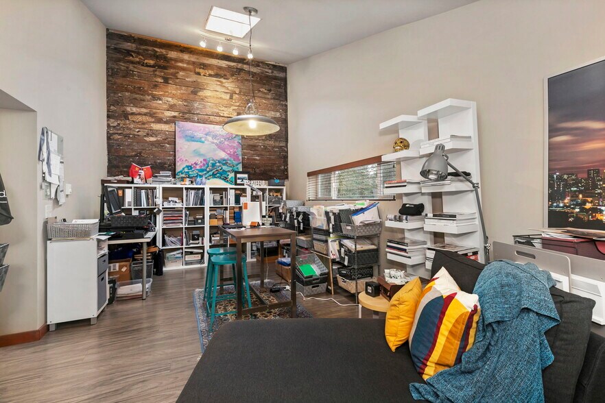 More Photos Of 3530 NE Old Belfair Hwy, Belfair Convenience Store For Sale