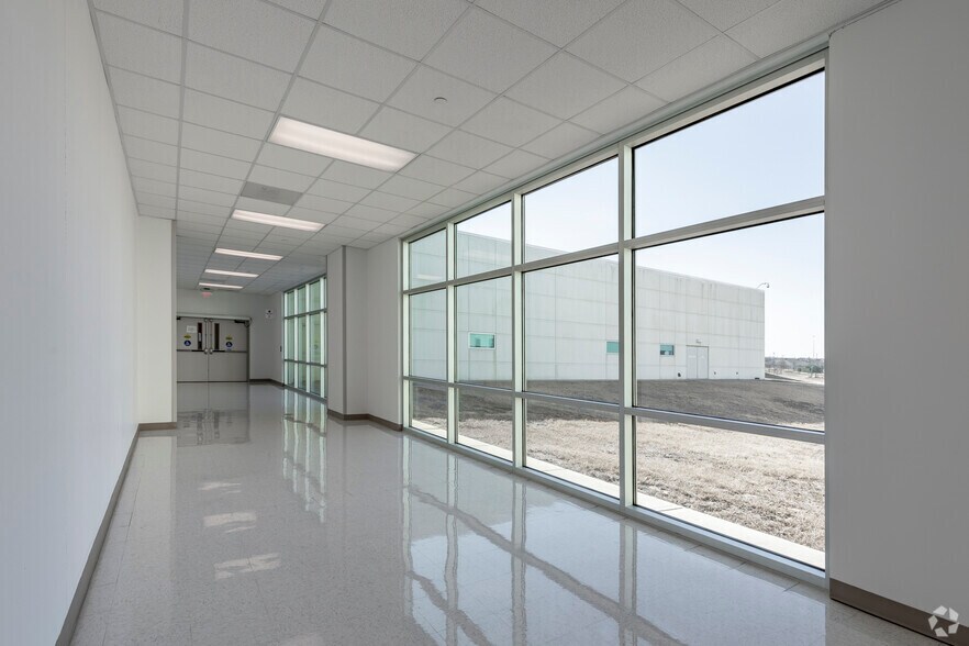 More Photos Of 1180 Seton Pky, Kyle Medical For Lease