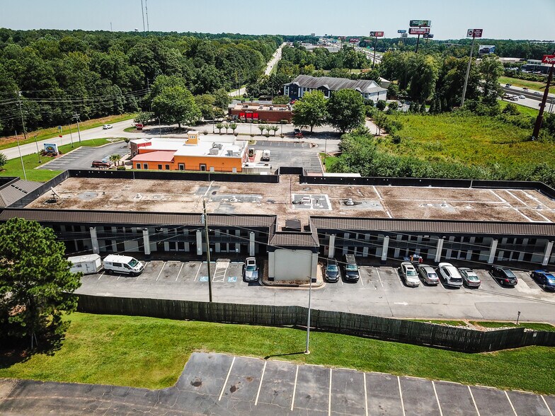 More Photos Of 855 Industrial Blvd, McDonough Hotel For Sale