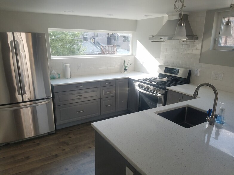 More Photos Of 1225 N Clarkson St, Denver Apartments For Sale