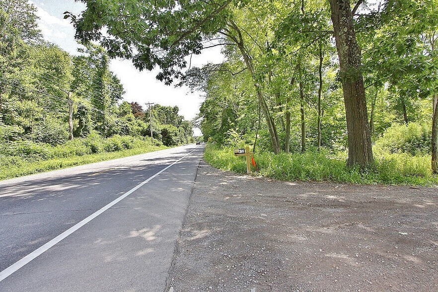 More Photos Of 676 Broadway, Ulster Park Land For Sale