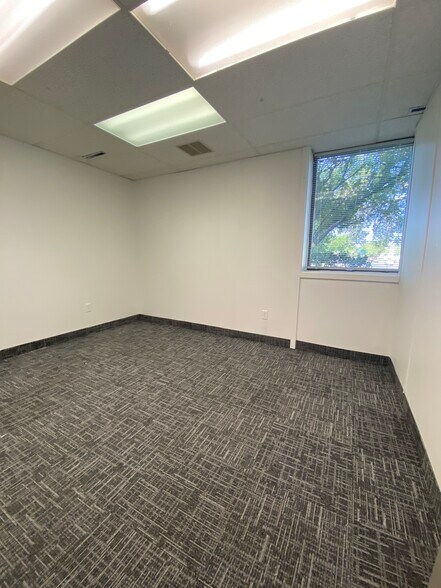 More Photos Of 7420 Unity Ave, Brooklyn Park Office For Sale