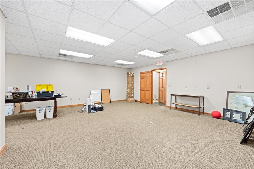 More Photos Of 303 E Main St, Pickens General Retail For Sale