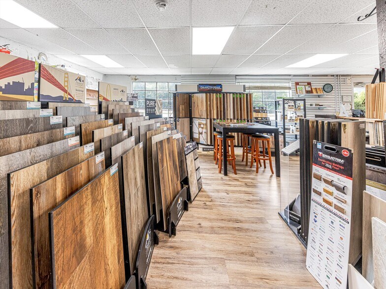 More Photos Of 3154-3156 US 70 Hwy, Black Mountain Office For Lease