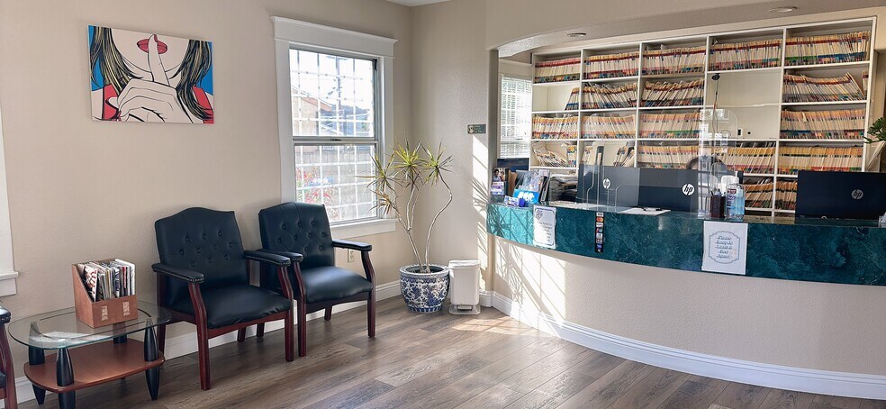 More Photos Of 4170 Fairmount Ave, San Diego Office For Sale