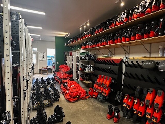 More Photos Of 1800 Airport rd, Breckenridge General Retail For Sale
