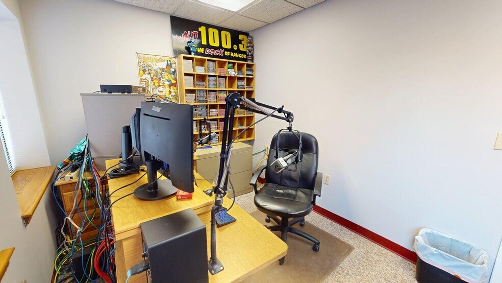 More Photos Of 115 Franklin St, Bangor Office For Sale