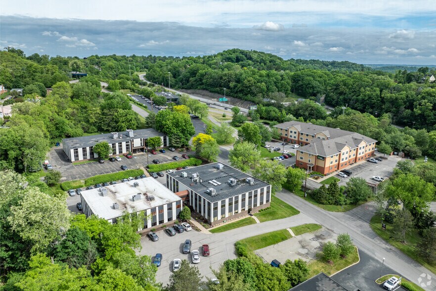 More Photos Of 600 N Bell Ave, Carnegie Medical For Lease
