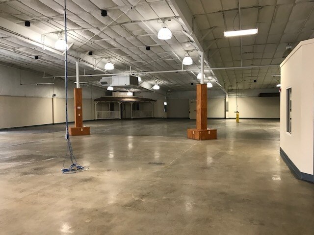 More Photos Of 1405 Bypass 72 NE, Greenwood Storefront Retail Office For Sale