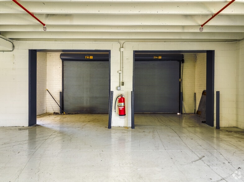 More Photos Of 414 N Meriah St, Landis Warehouse For Lease