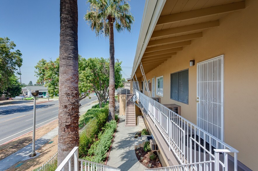 More Photos Of 7353 Comstock Ave, Whittier Apartments For Sale