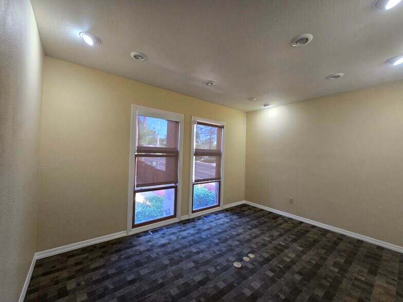 More Photos Of 819 W Gurley St, Prescott Apartments For Sale