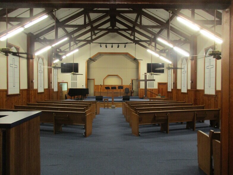 More Photos Of 4501 W 8th St, Tulsa Religious Facility For Sale