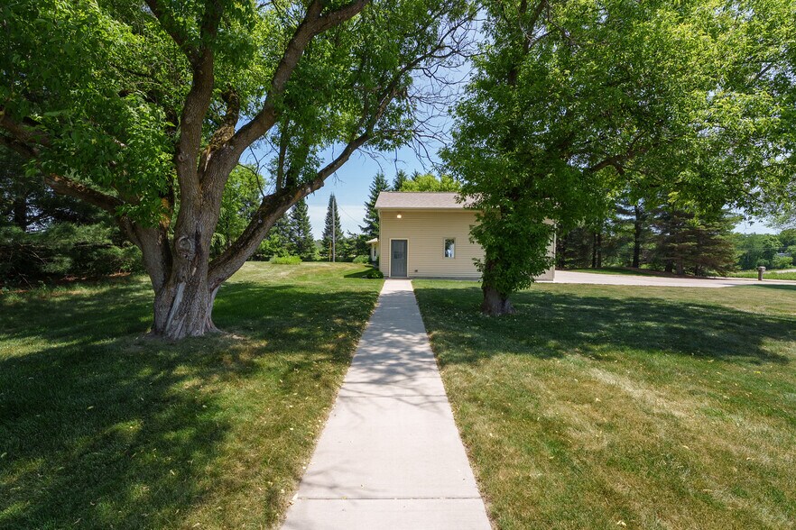More Photos Of 22946 100th Ave, Cadott Manufacturing For Sale