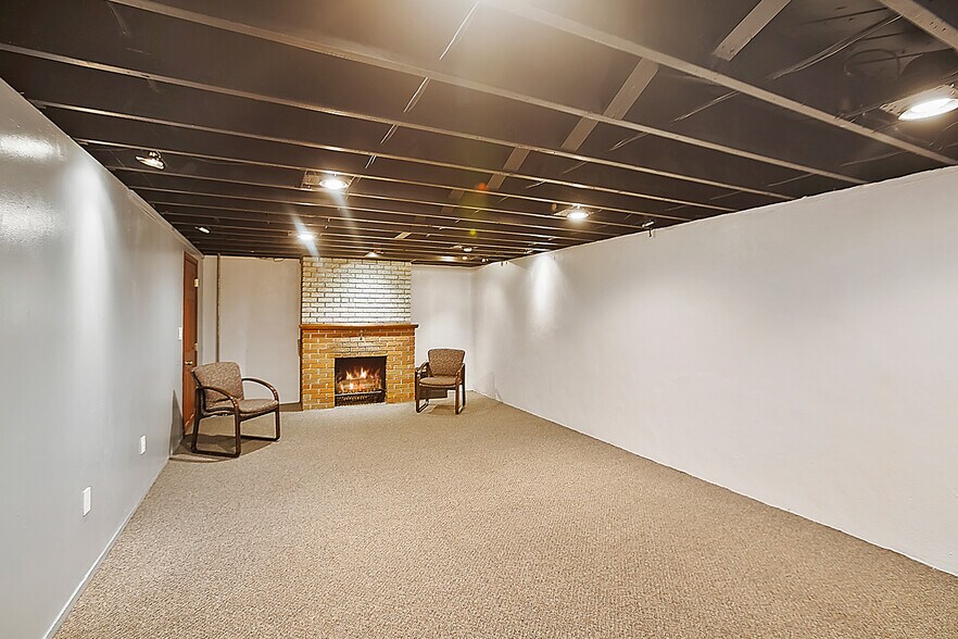 More Photos Of 101 N Evergreen Rd, Spokane Office For Lease