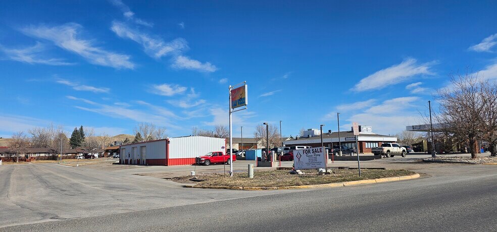 More Photos Of 1704 E Richards St, Douglas Specialty For Sale