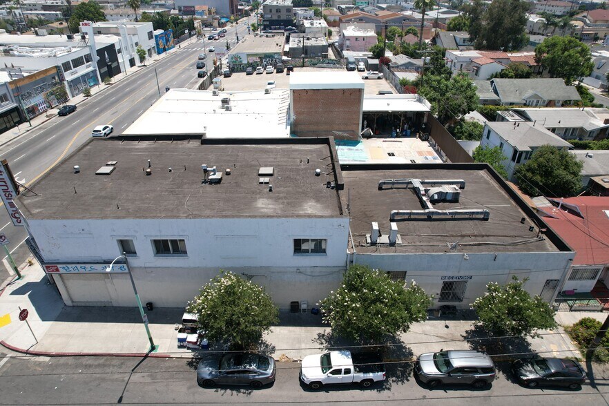 More Photos Of 556-559 N Western Ave, Los Angeles Storefront Retail Office For Lease