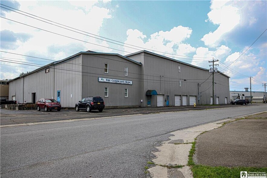 More Photos Of 2636 S Work St, Falconer Manufacturing For Lease