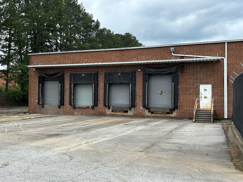 More Photos Of 6110 Boat Rock Blvd SW, Atlanta Warehouse For Sale