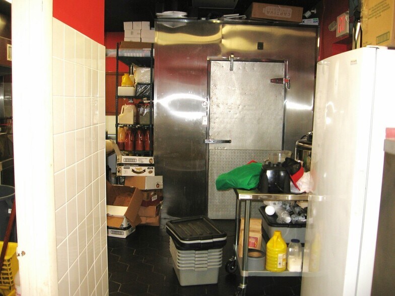 More Photos Of 126-148 W Saint Joseph St, Easton Storefront Retail Office For Lease