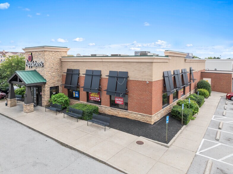 More Photos Of 1761 Sharkey Way, Lexington Restaurant For Sale