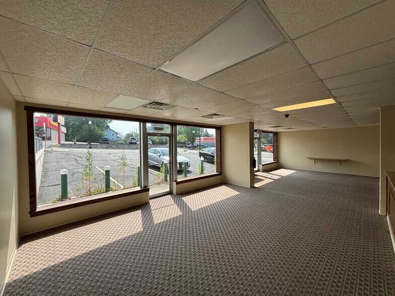 More Photos Of 406 Beall Ave, Wooster Restaurant For Lease