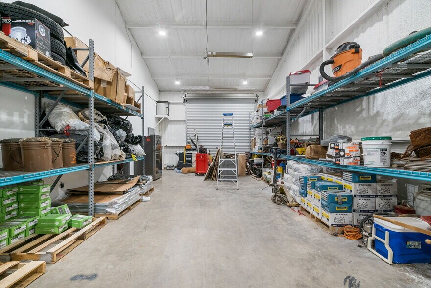 More Photos Of 1507 Ranger Hwy, Weatherford Warehouse For Lease