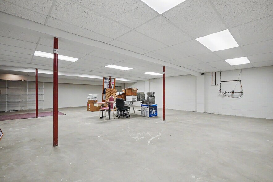 More Photos Of 819 Southwestern Run, Youngstown Medical For Sale