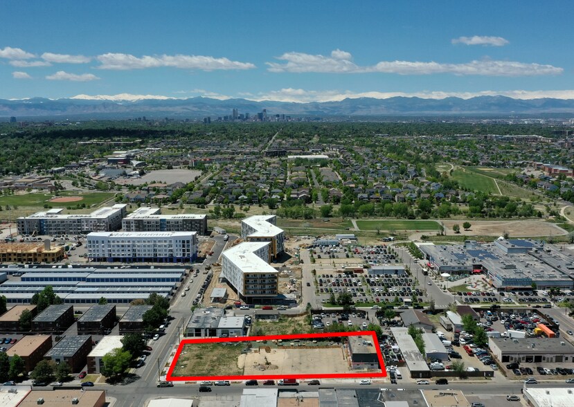 More Photos Of 2323 Dayton St, Aurora Freestanding For Lease
