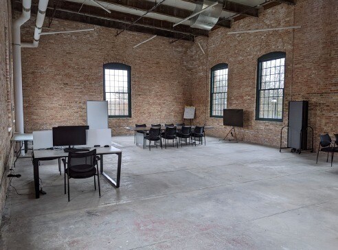 More Photos Of 3241 Garver Grn, Madison Freestanding For Lease