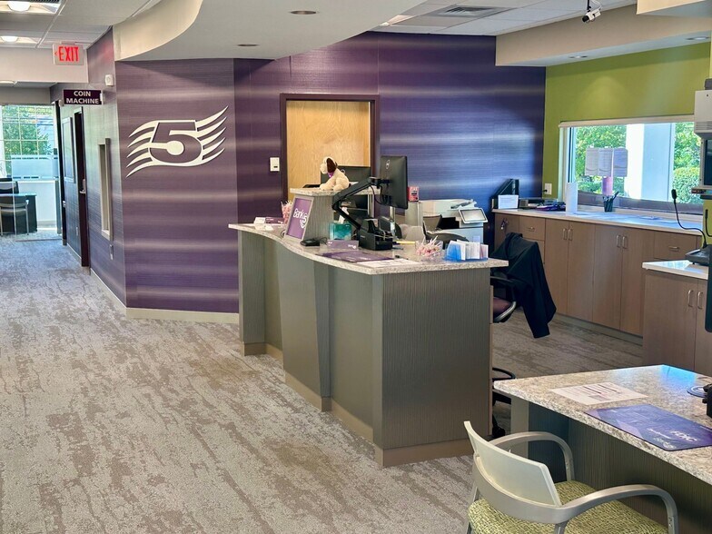 More Photos Of 590 Metacom Ave, Bristol Bank For Lease