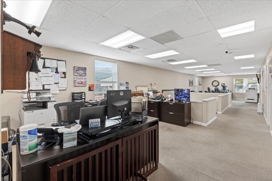 More Photos Of 411 N High St, Millville Medical For Sale